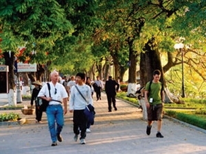More ASEAN tourists interested in Vietnam